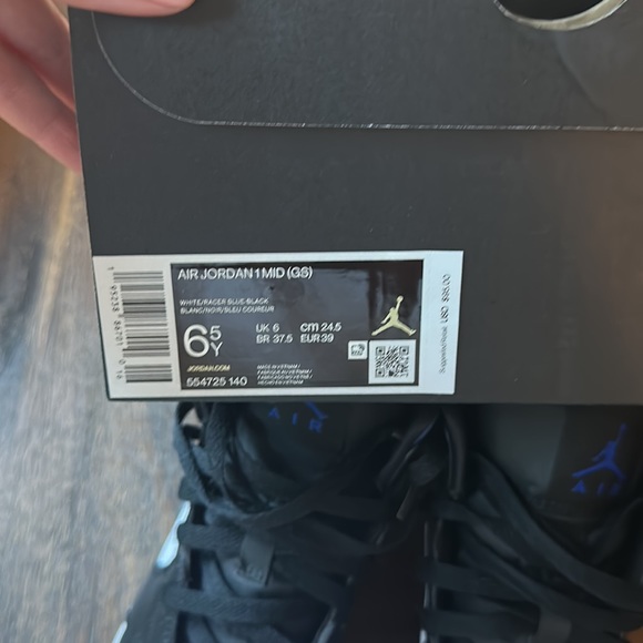 Air Jordan 1 Mid (GS) sz 6.5 youth - Picture 10 of 11